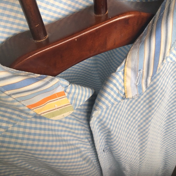 Like new shirt - Picture 3 of 6